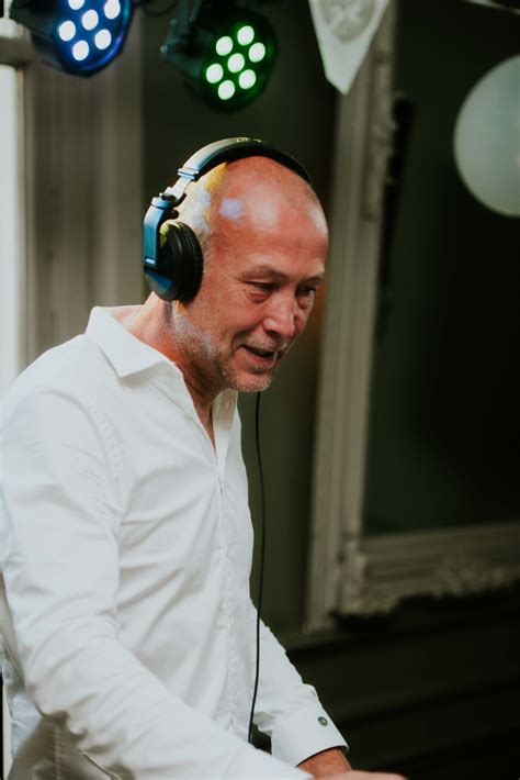 Dj Hans Boek Je Op Rent A Band