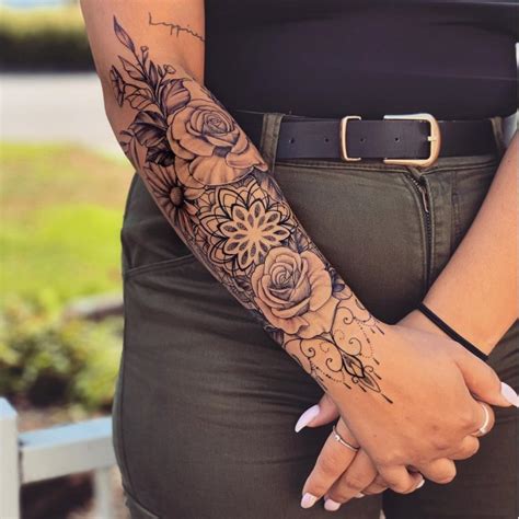 Trendy Arm Tattoo Ideas For Women