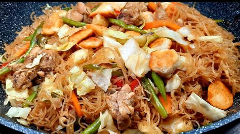 GANITO MO LUTUIN ANG PANCIT BIHON MAS MASARAP AT MAS MALASA PANSIT