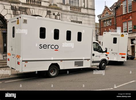 Serco Prison Vans Parked Outside Chelmsford Magistrates Court The