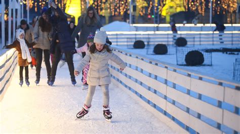 Patinoire De No L Jardin Des Tuileries