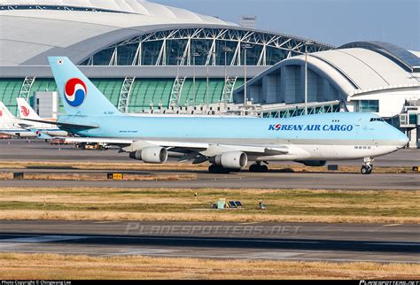 Hl Korean Air Lines Boeing B Erf Photo By Chingwang Lee Id