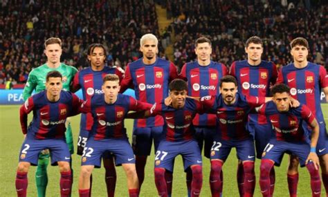 Barca into Champions League last eight with 3-1 win over Napoli ...