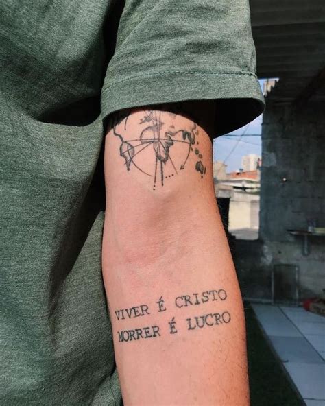 Tatuagem de Fé para expressar a Sua