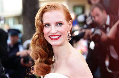 Julianne Nude A Great Blush Trick For Redheads How To Be A Redhead Redhead Makeup
