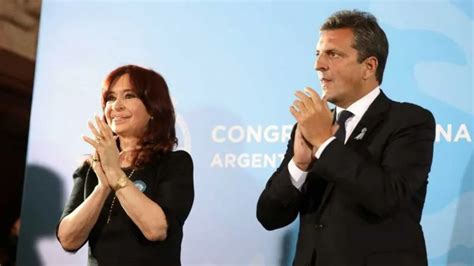 Cfk Se Mostró Con Massa Y Empezó La Campaña Era Necesaria La Lista De