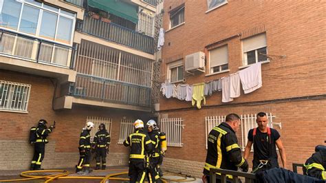 Un Incendio En San Blas Deja Personas Intoxicadas Madridiario