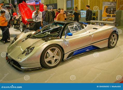 Pagani Zonda C12 S Monza (2004) Editorial Photography - Image of ...