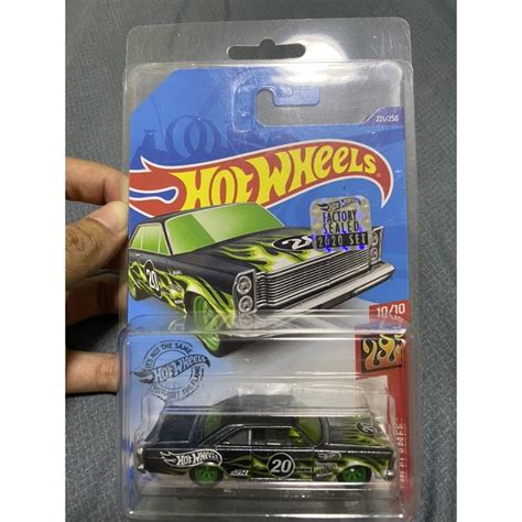 Hot Wheels 65 Ford Galaxie STH Super Treasure Hunt Shopee Malaysia