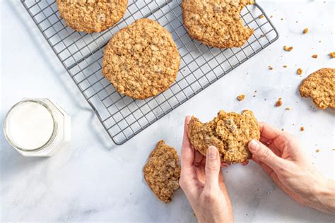 Gluten Free Oatmeal Chocolate Chip Cookies Sisters Sans Gluten