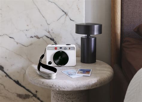 Leica SOFORT 2: Modern Instant Camera - Designboyo