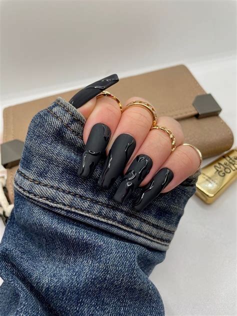 Diverseaesthetic VSCO Stylish Nails Lines On Nails Gel Nails