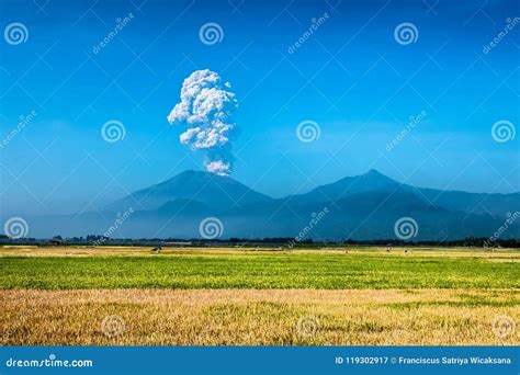 Background, Volcano Eruption Phreatic Eruption Stock Image - Image of ...