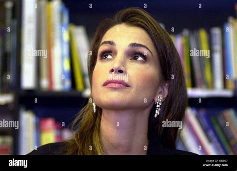 Times Rota Pic Royal Head Shoulders Queen Rania Of Jordan Hi Res Stock