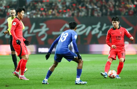 골 넣고 도움 전담 이강인 종횡무진클린스만호 ‘황태자 축구·해외리그 스포츠 뉴스 한겨레