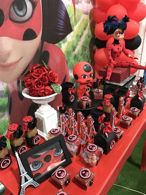 Fotos De Tatiane Em Convite Convite De Aniversario Ladybug F