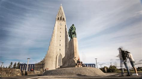 Hallgrímskirkja Church | Outdoor Project