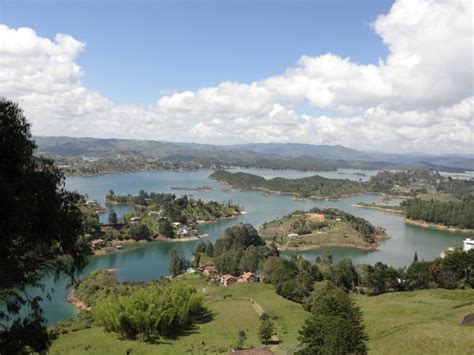 Laguna de Guatape (Medellin, Colombia): Top Tips Before You Go ...