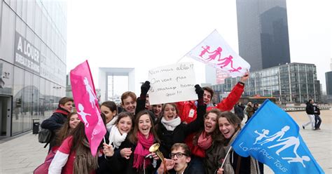 G Paris Tem Novas Manifesta Es Contra O Casamento Gay Not Cias Em Mundo