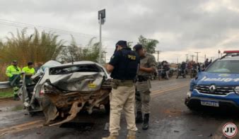 Jornal Populacional Acidente Dois Carros E Viatura Da PM Deixa Um