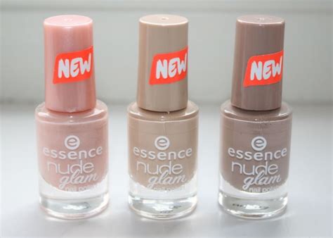 Essence Nude Glam Nagellak Swatches Liefs Laura