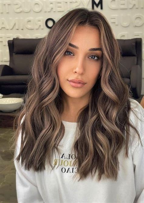 Pin By Cecilia Bates On Hairstyles Brunette Balayage Hair Brunette Hair With Highlights