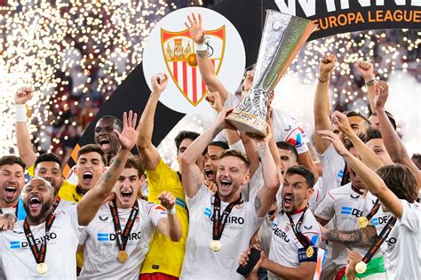 Europa League Final In Photos Sevilla Edge Past As Roma On Penalties