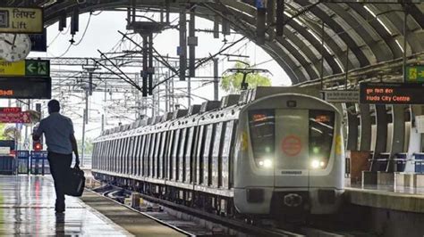 Delhi Metro S Yellow Line Faces Delay After Technical Issue On Train