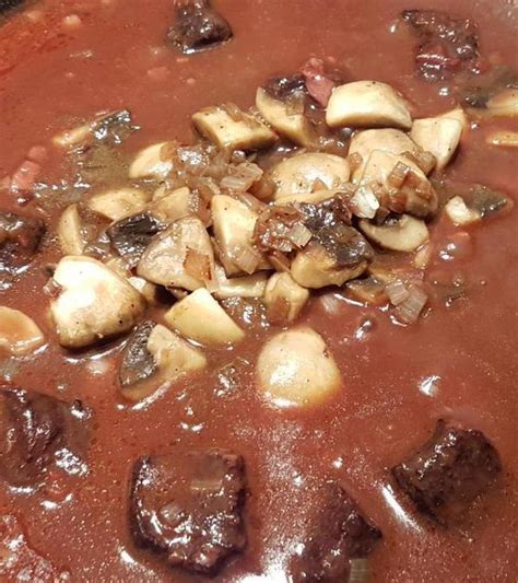 Boeuf Mijot Au Vin Rouge Aux Lardons Champignons Et La Tomate Artofit