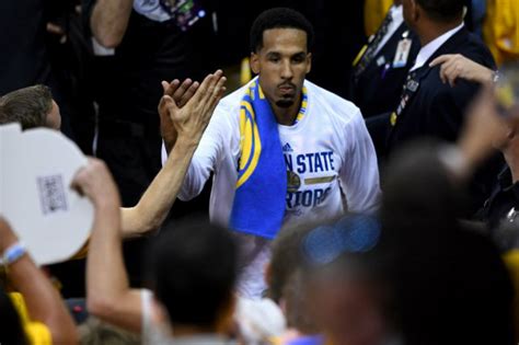 Livingston overcomes severe injury to star in NBA Finals