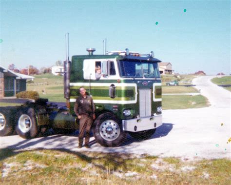 Peterbilt 352 Peterbilt Monster Trucks Peterbilt Trucks