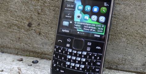 Nokia E6 Review - SlashGear