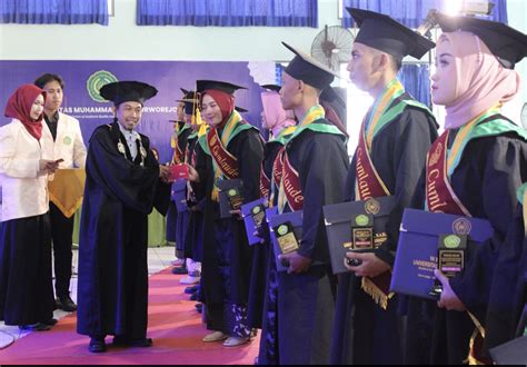 Ratusan Wisudawan Um Purworejo Raih Predikat Cumlaude Metro Times News