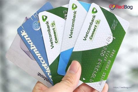 Mới Nhất 2023 Biểu Phí Thường Niên Vietcombank Redbag