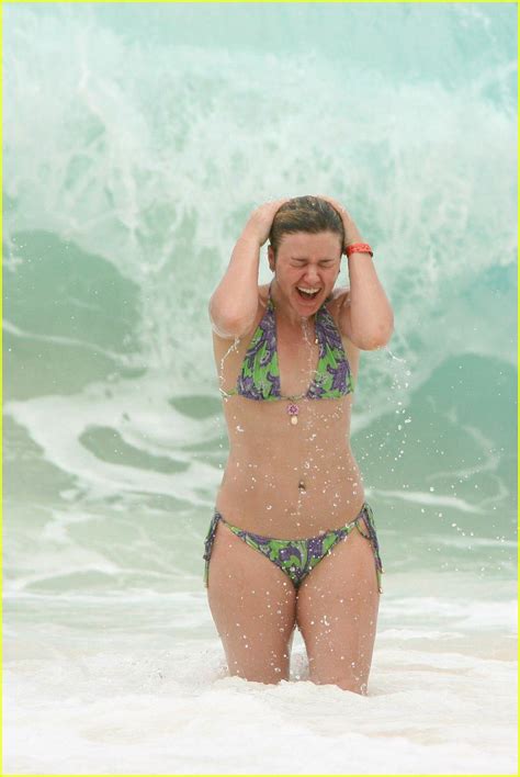 Celebrities In Hot Bikini Kelly Clarkson American Idol Winner