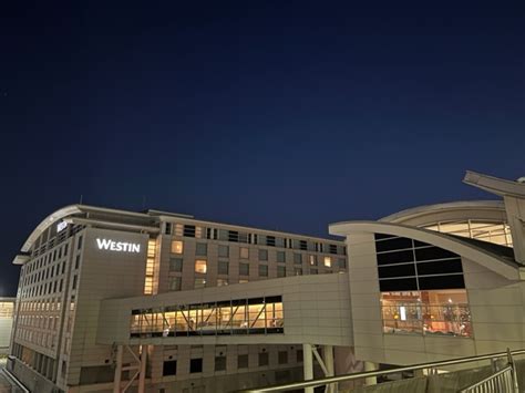 Westin Detroit Airport Review: Convenience Above All Else