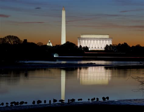 Washington DC - Capitol - Washington Monument and Lincoln Memorial ...