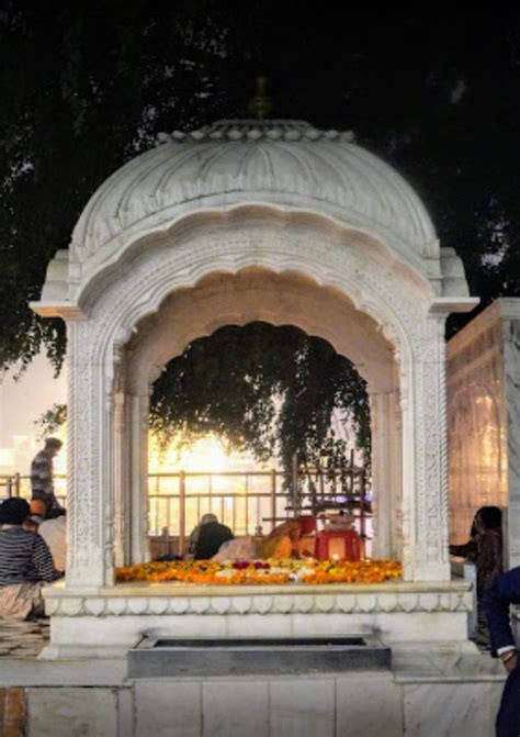 Gurudwara Sri Thada Sahib Amritsar World Gurudwaras