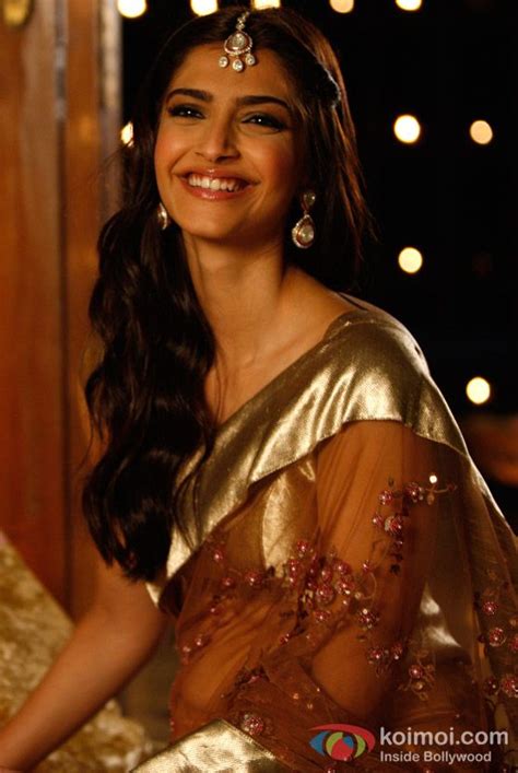 Sonam Kapoor In Aisha Movie India Fashion And Beauty Pinterest