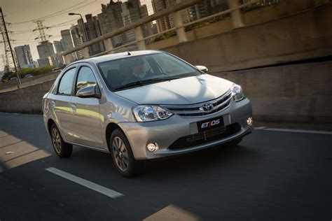 2015 Toyota Etios Sedan Fabricante Toyota Planetcarsz