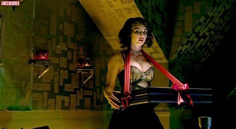 Naked Tanit Phoenix In Femme Fatales