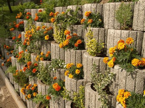 Retaining Wall Ideas Concrete Planters As A Supporting Structure In Garden