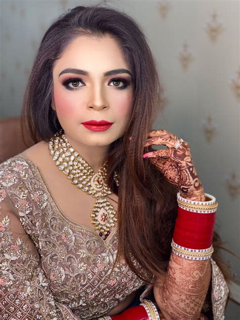 Pin By Goldy Hunjan Make Up Artist On Goldy Hunjan Best Bridal Makeup