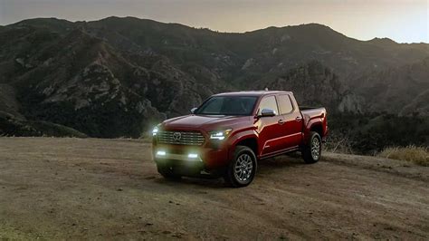 2024 Toyota Tacoma Redefines Mid-Size Pickup Excellence ...