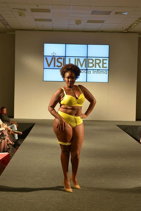 Fotos Desfile Plus Size Tem Lingerie Looks De Inverno E Ex Bbb Como Modelo Uol