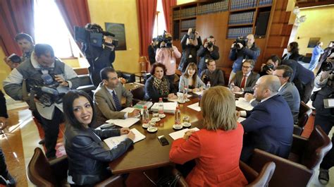 La Mesa Del Parlamento Andaluz Nombra Interventora A Manuela Moro Con