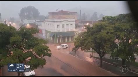 Chuva Deixa Ruas Alagadas E Interrompe Fornecimento De Energia Em