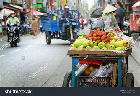 11 538 City Street Road Ho Chi Minh City Images Stock Photos Vectors