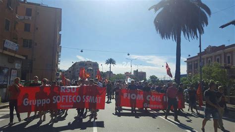 Metalmeccanici Di Nuovo In Piazza Corteo Per Le Vie Di Genova Genova