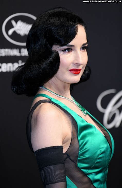 Dita Von No Source Babe Sexy Celebrity Beautiful Posing Hot Famous